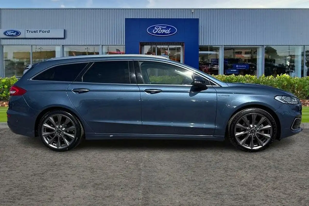 2022-ford-mondeo-20-tivct-vignale-estate-5d-big-2