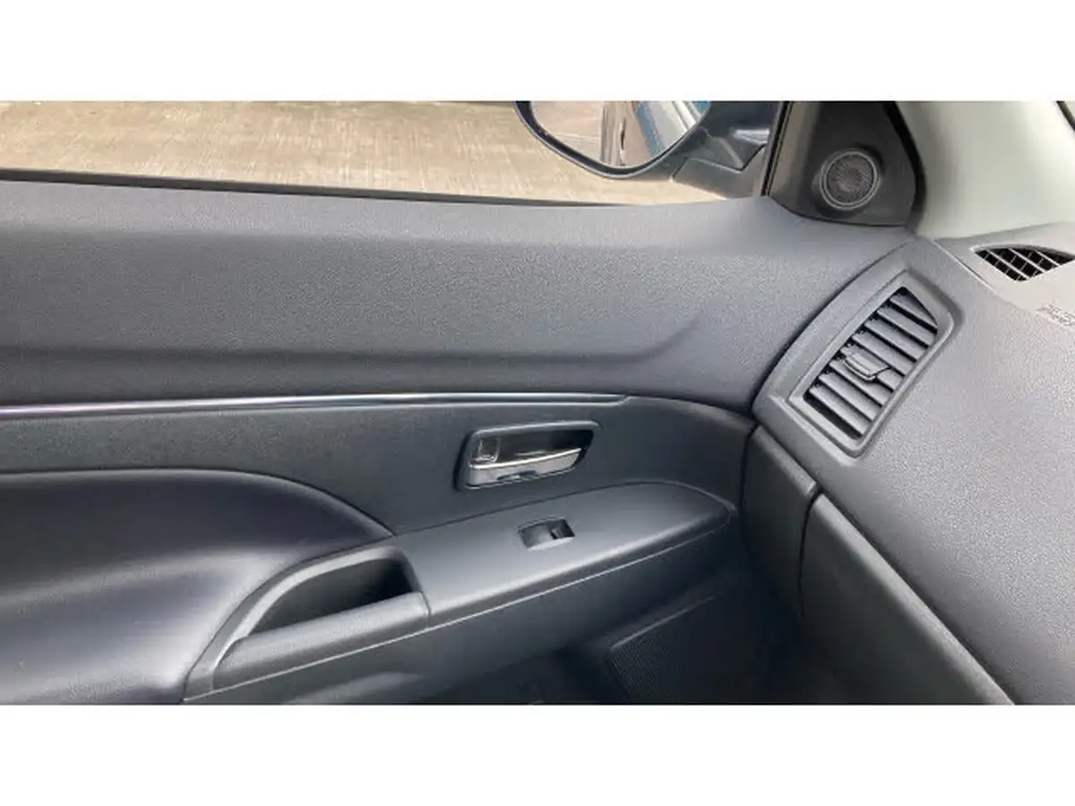 2015-mitsubishi-asx-22di-d-zc-h-big-24