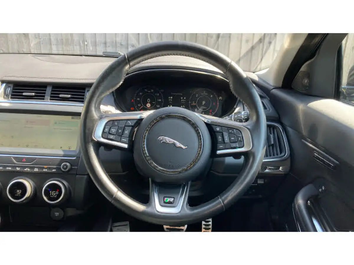 2019-jaguar-e-pace-20-i4d-hse-240ps-big-14