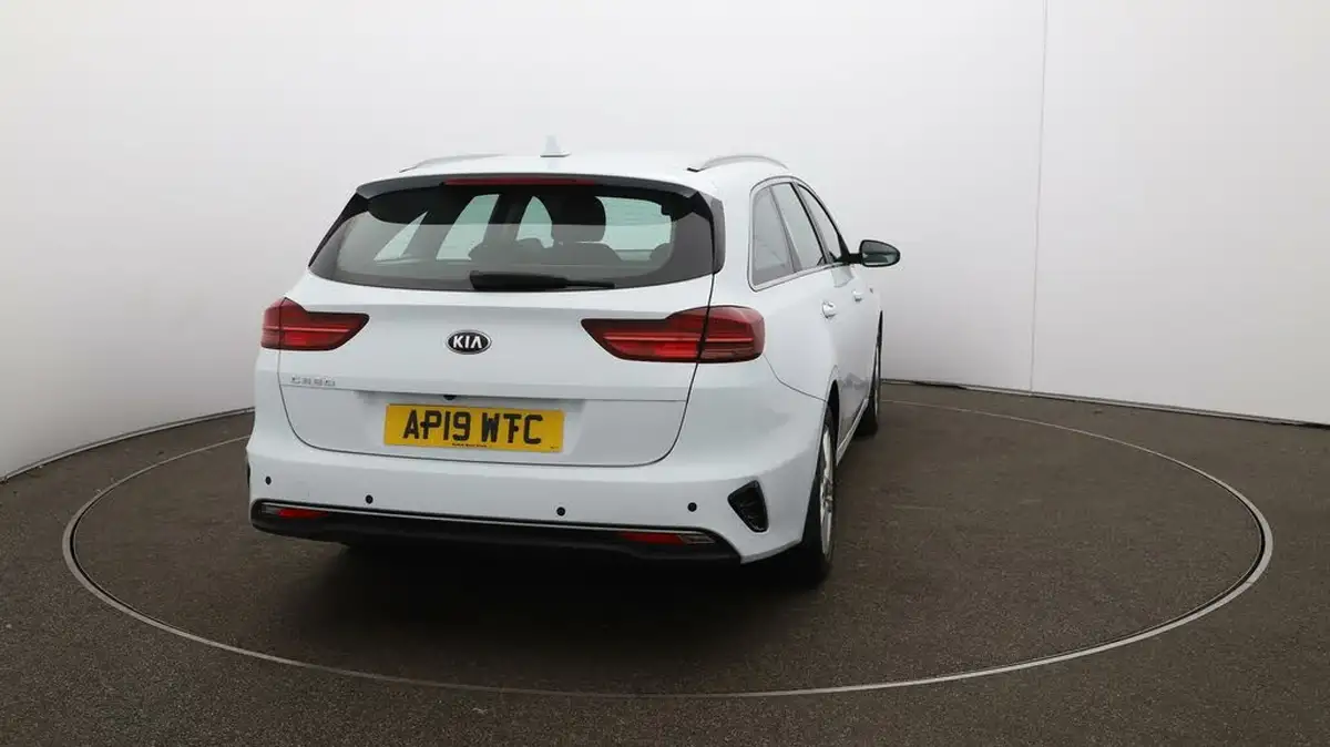 2019-kia-ceed-16crdi-2-eco-sportswagon-big-54