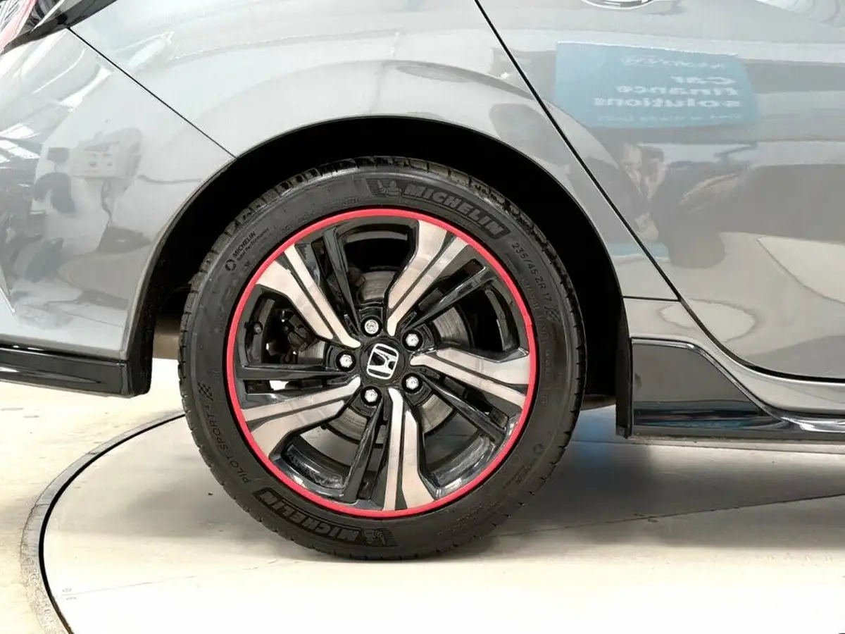 2018-honda-civic-15-vtec-turbo-sport-ss-big-13