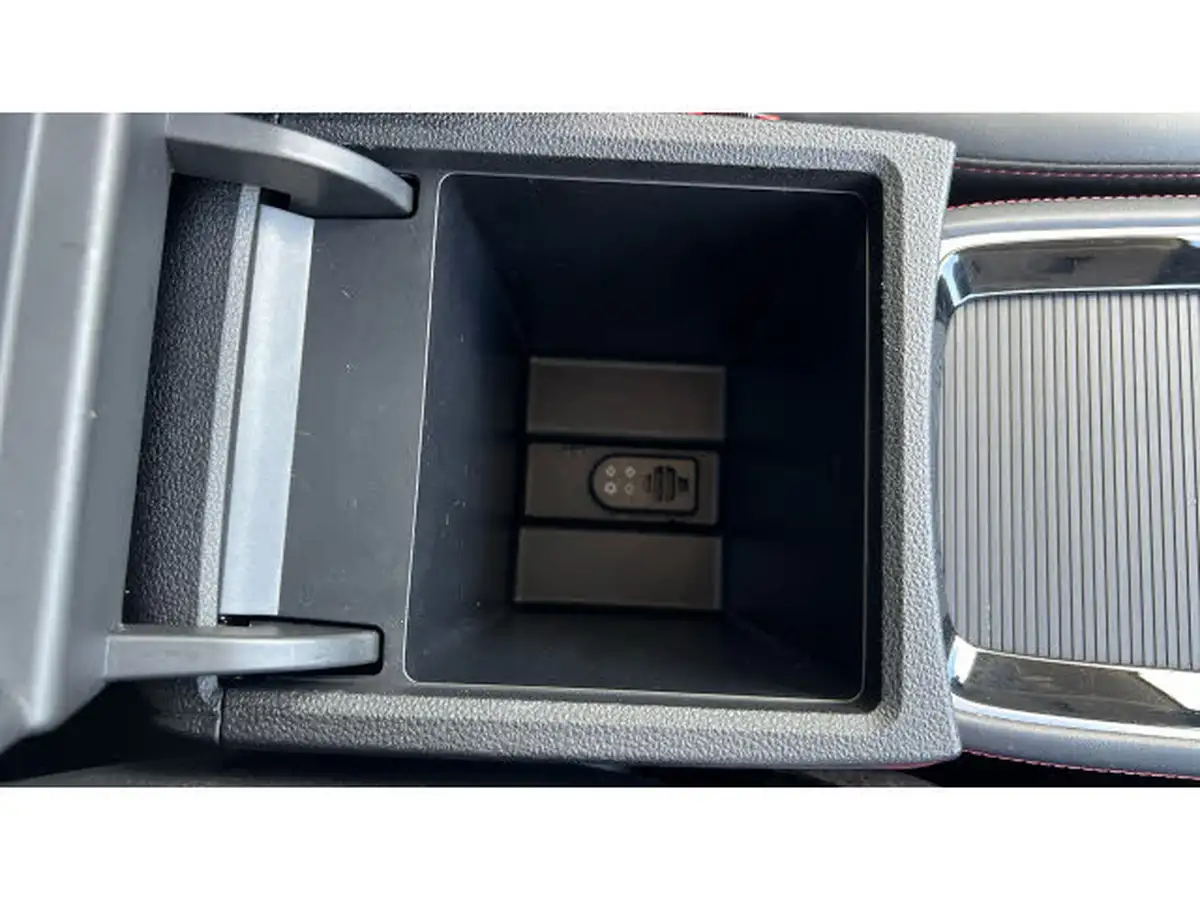 2023-mg-hs-15t-gdi-trophy-162ps-big-37