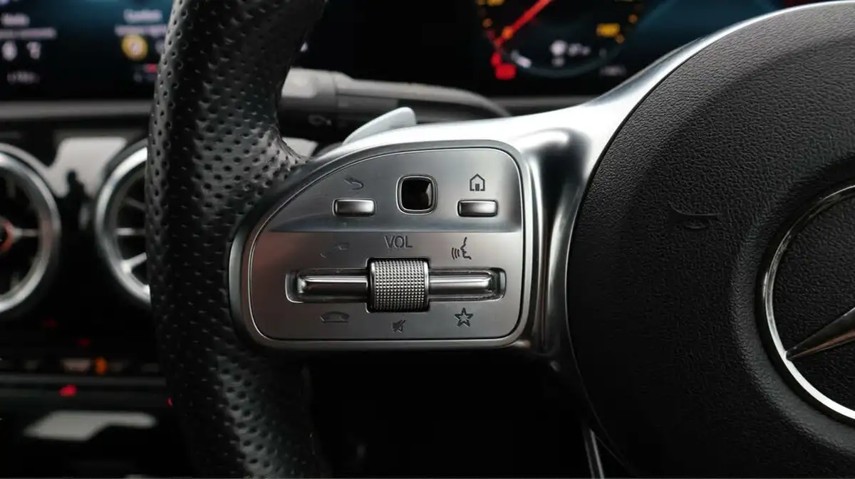 2021-mercedes-benz-cla-13-cla-180-amg-line-premium-coupe-4d-big-22
