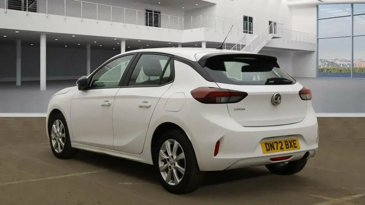 2023-vauxhall-corsa-12i-design-big-4