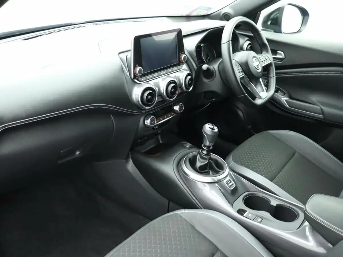 2023-nissan-juke-10-dig-t-n-connecta-big-18
