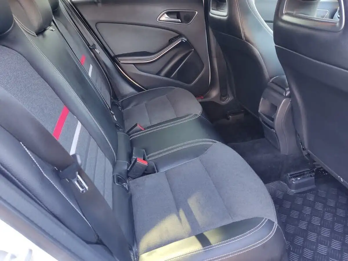2013-mercedes-benz-a-class-15-cdi-a180-se-109ps-blue-f-big-36