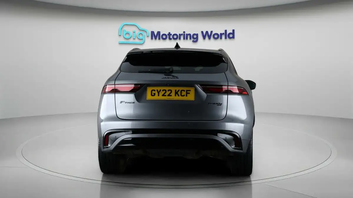 2022-jaguar-f-pace-20-p250-r-dynamic-black-big-6