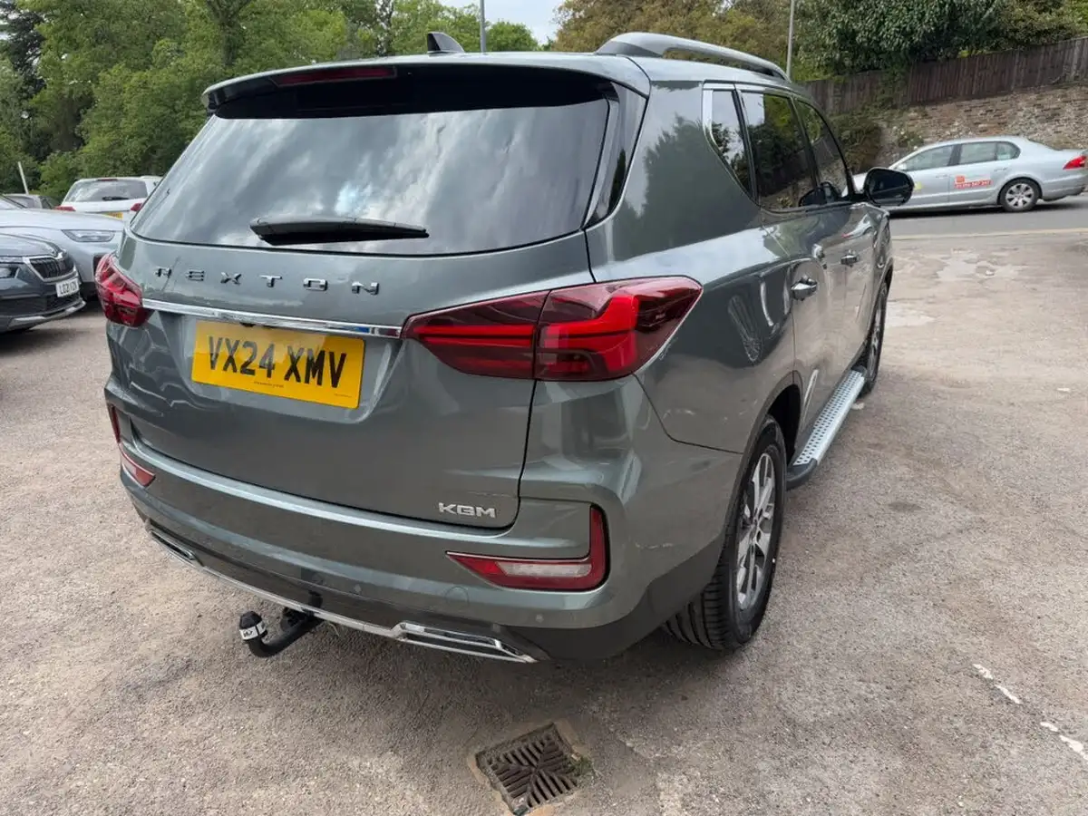 2024-kgm-ssangyong-rexton-22td-k40-big-4