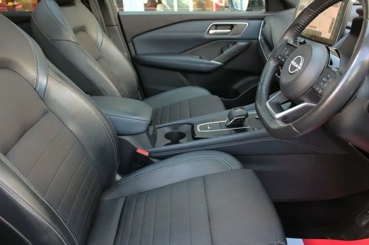 2022-nissan-qashqai-13-dig-t-tekna-158ps-xtronic-big-11
