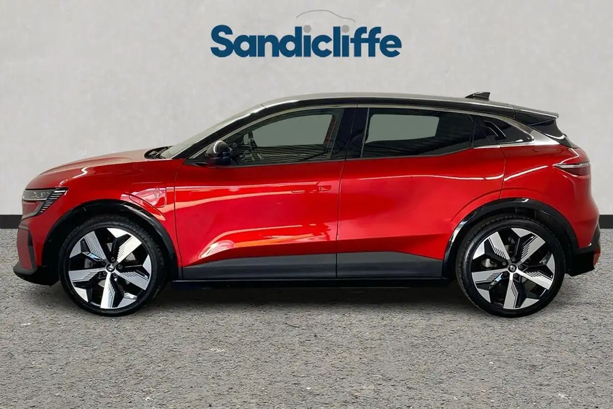2023-renault-megane-e-tech-e-techno-big-6