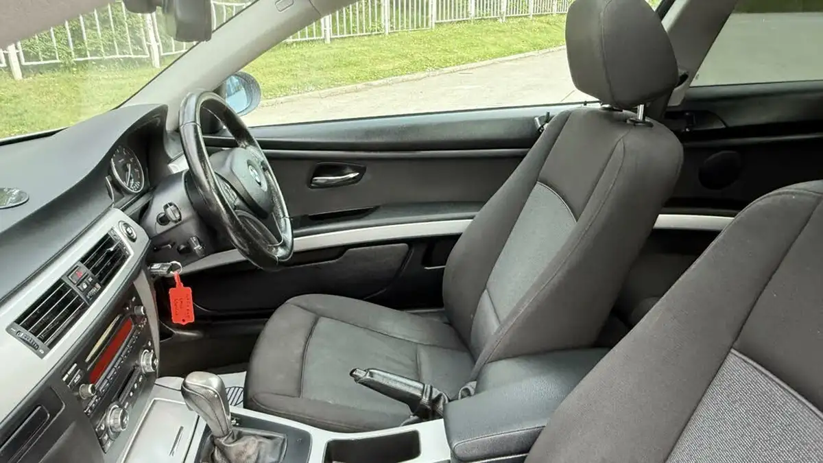 2007-bmw-3-series-20-320i-se-coupe-2d-auto-big-35