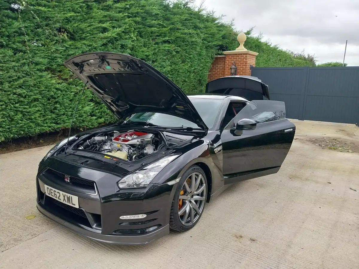 2012-nissan-gt-r-38-550ps-track-pack-auto-big-40