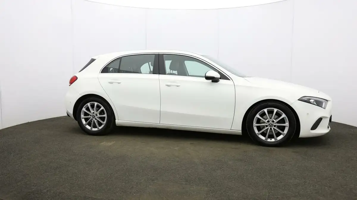 2018-mercedes-benz-a-class-15d-a180d-sport-116ps-executivess-hatchback-5d-7g-dct-big-42