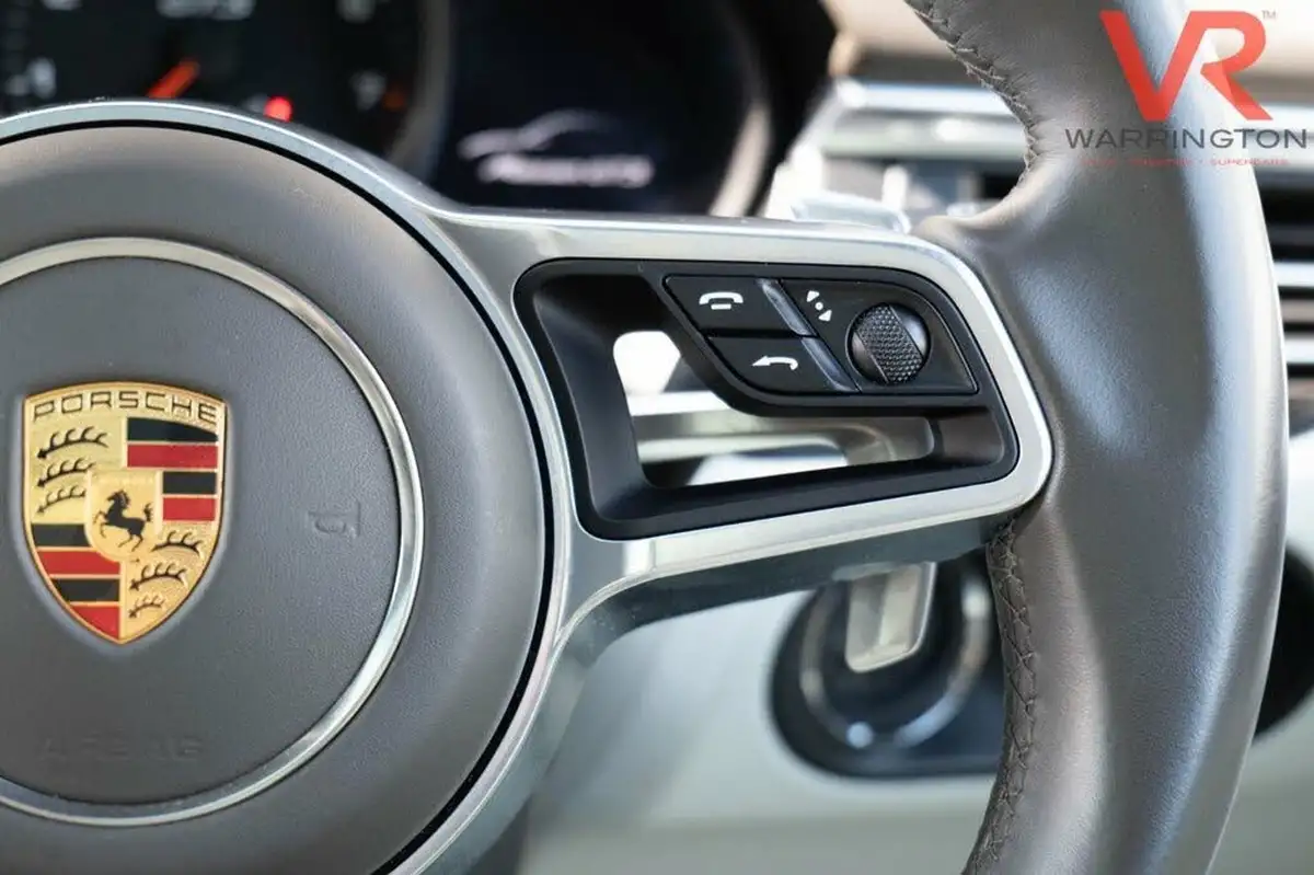 2020-porsche-macan-29-v6-gts-big-11