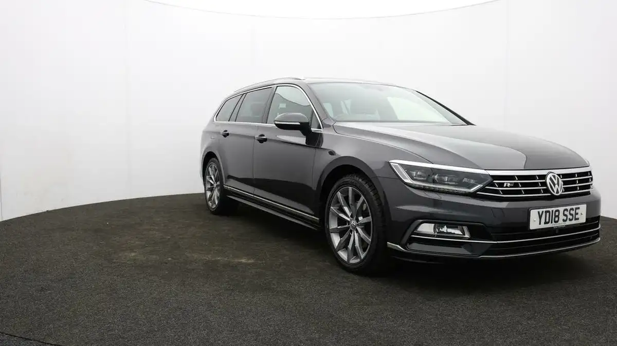 2018-volkswagen-passat-20tdi-r-line-150ps-ss-estate-5d-dsg-big-47