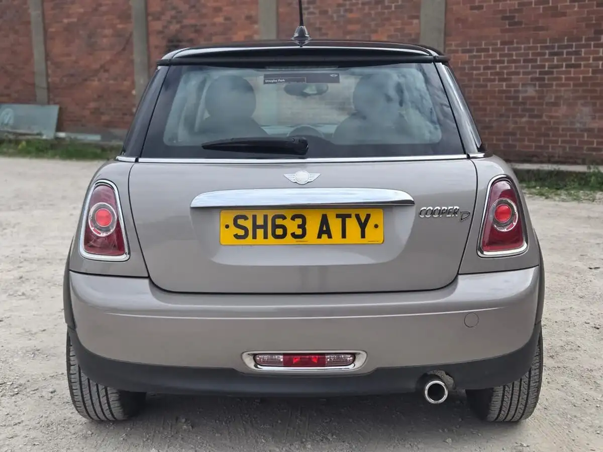 2013-mini-cooper-16td-cooper-d-baker-street-big-8
