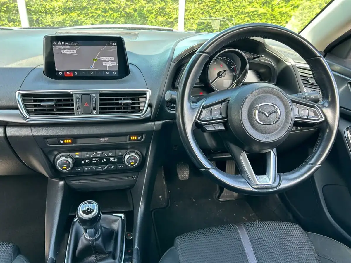 2018-mazda-mazda3-20-sport-nav-120ps-hatchback-5d-big-9