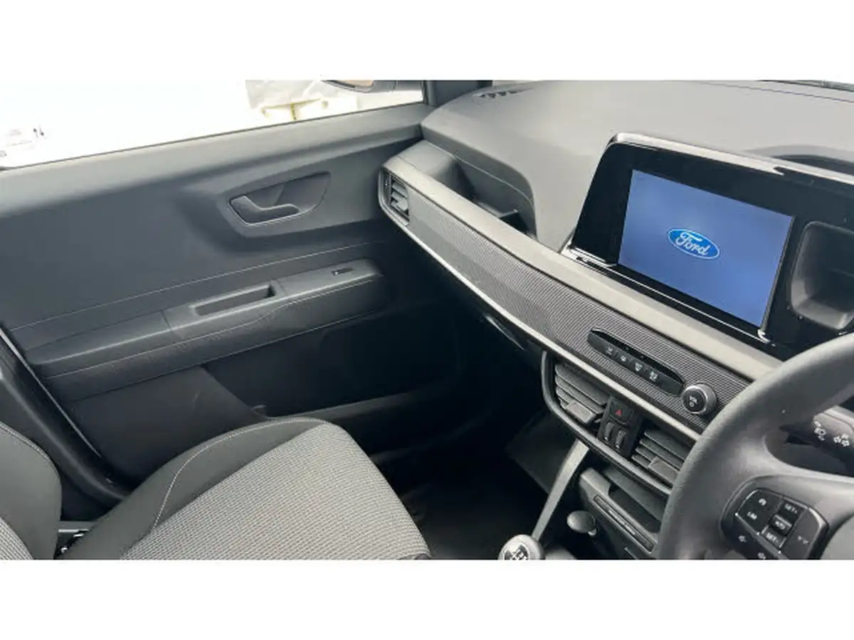 2024-ford-transit-courier-15tdci-leader-100pseu6d-big-13