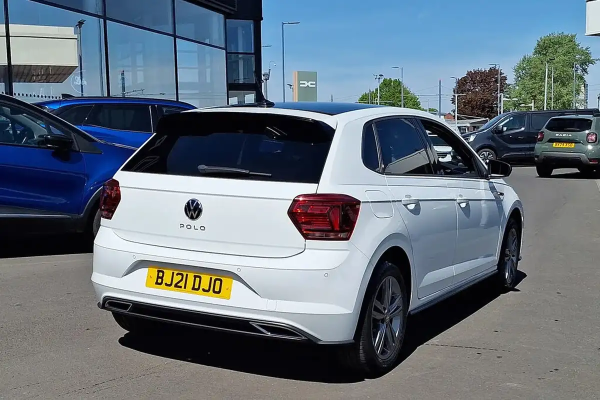 2021-volkswagen-polo-10-tsi-r-line-110ps-dsg-big-20