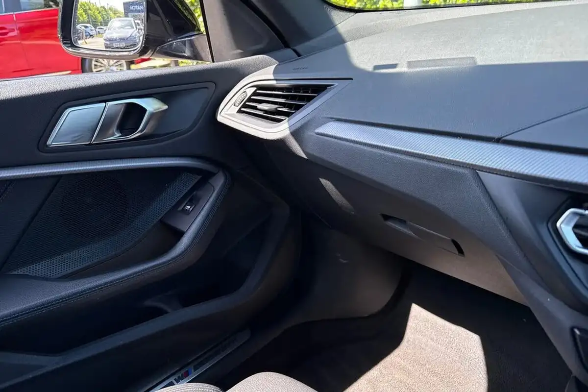 2022-bmw-2-series-15-218i-sport-lcp-coupe-4d-dct-big-60