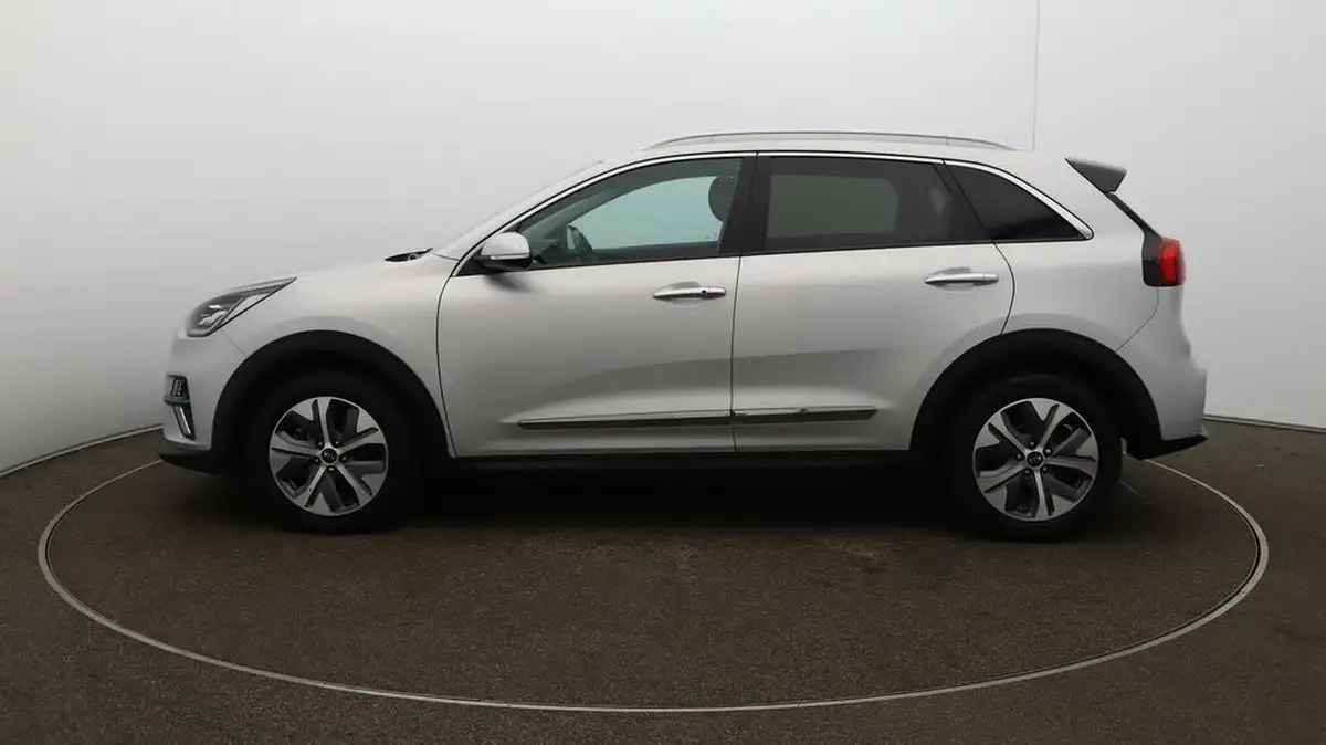 2021-kia-e-niro-ev-4-big-67