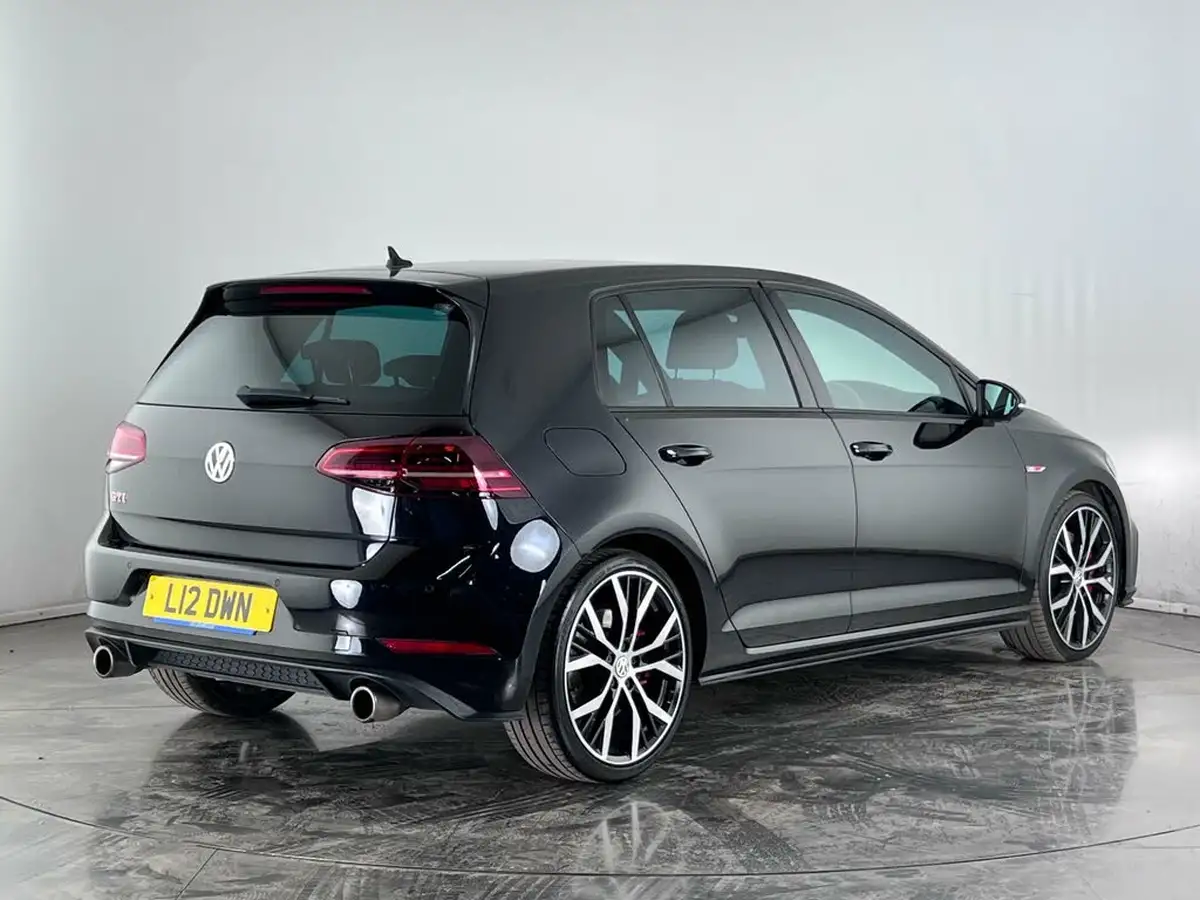 2019-volkswagen-golf-20-tsi-gti-performance-5d-dsg-big-4