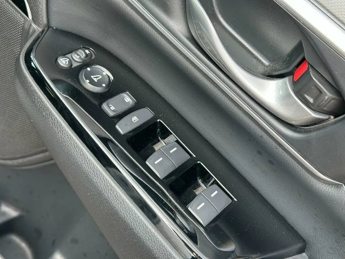 2023-honda-cr-v-20-i-mmd-sr-awd-big-20