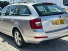2014-skoda-octavia-16tdi-se-estate-small-22