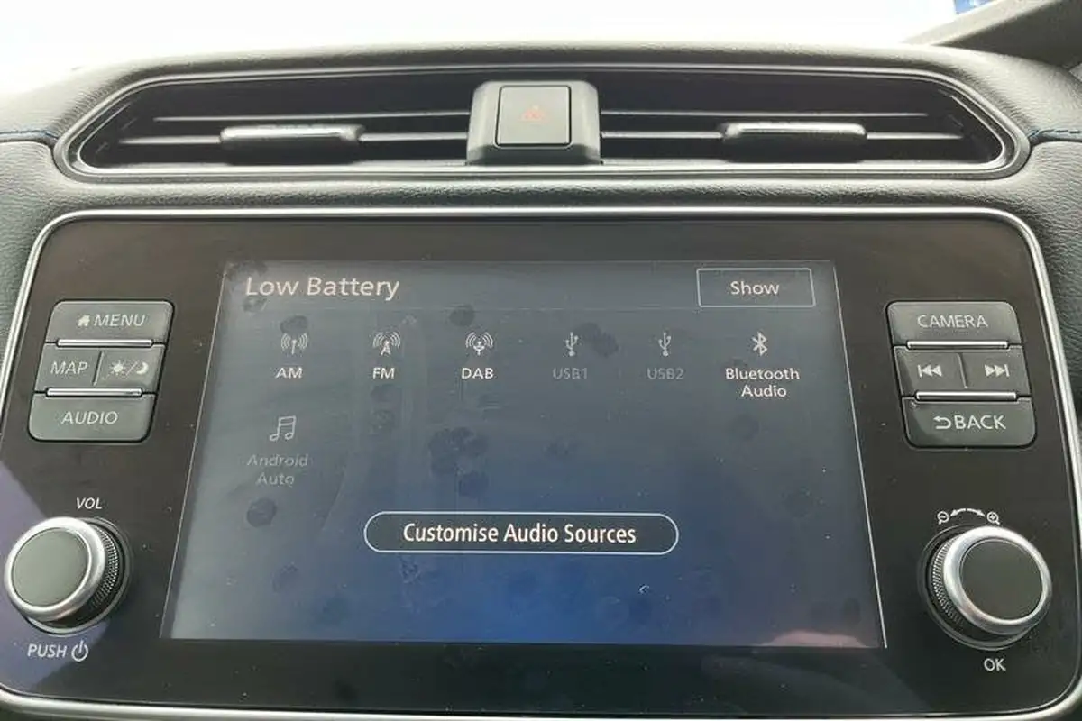 2024-nissan-leaf-e-tekna-39kwh-big-35