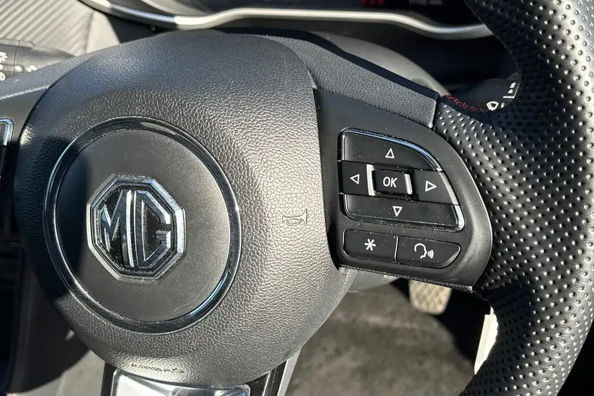 2023-mg-zs-suv-15-vti-tech-exclusive-big-27