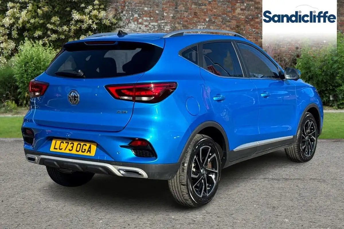 2023-mg-zs-suv-15-vti-tech-exclusive-big-3