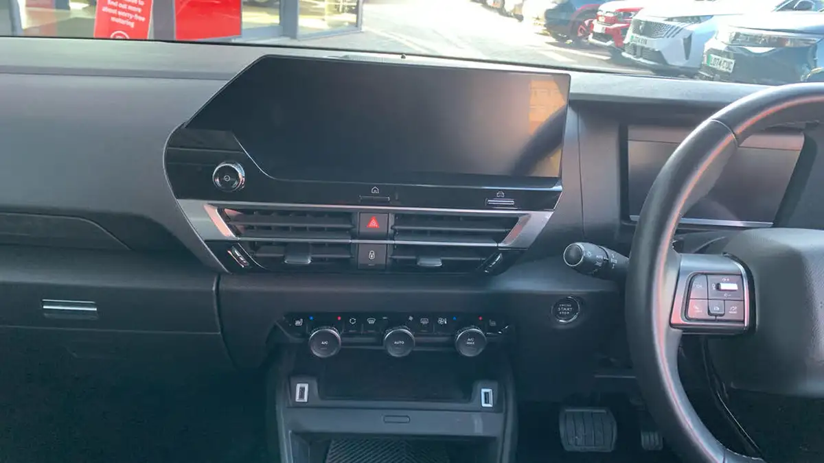 2021-citroen-c4-12-puretech-shine-plus-155ps-big-9