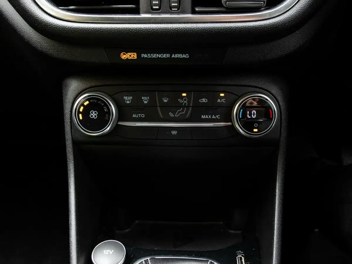 2019-ford-fiesta-10t-titanium-125ps-5d-big-30