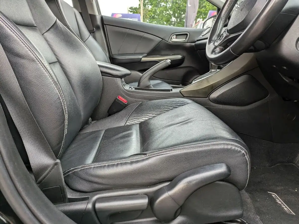 2014-honda-civic-18-ex-auto-big-10
