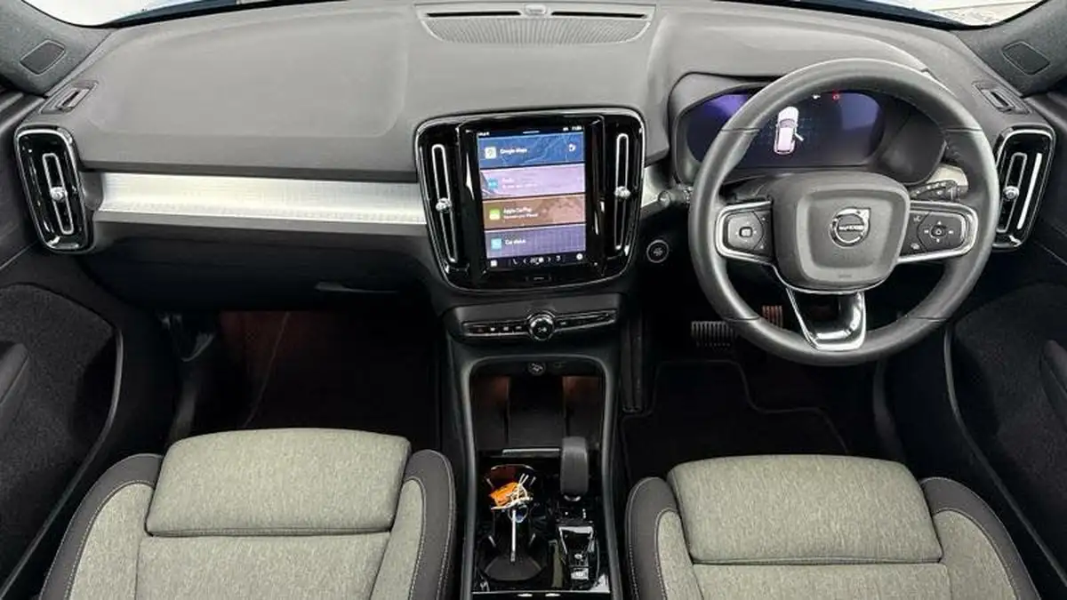 2022-volvo-xc40-20-b4-plus-awd-big-7