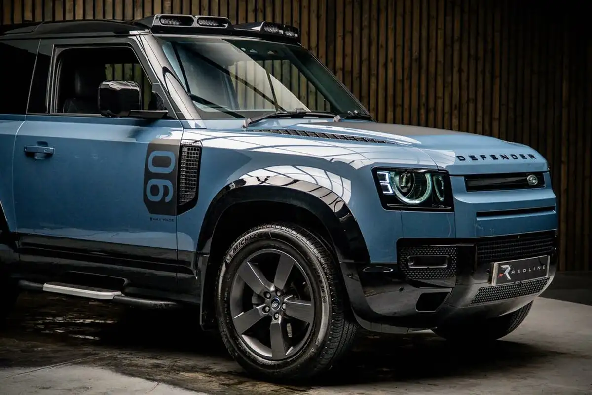 2023-land-rover-90-defender-30-d250-x-dynamic-hse-big-9