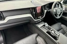 2024-volvo-xc60-20-t8-ultimate-dark-small-1