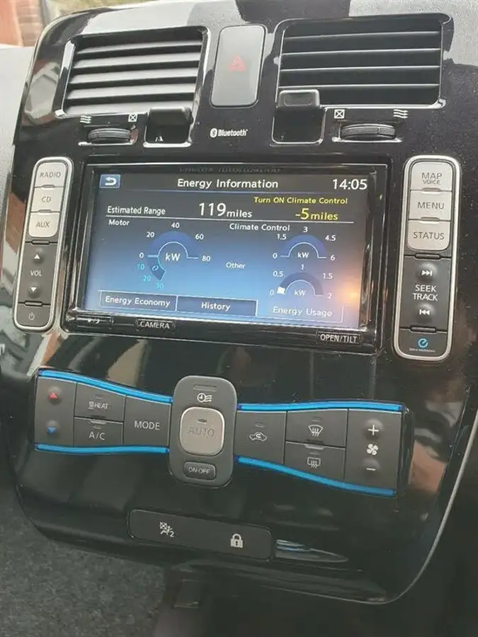 2016-nissan-leaf-e-tekna-30kwh-big-6