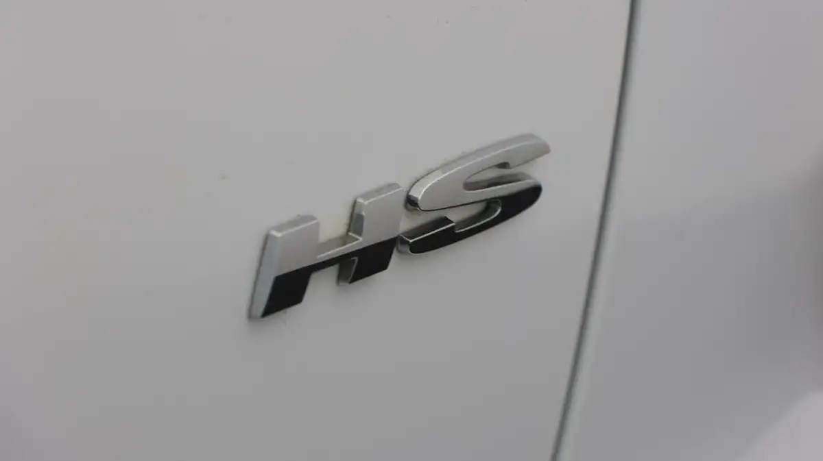 2022-mg-hs-15t-gdi-exclusive-162ps-big-20