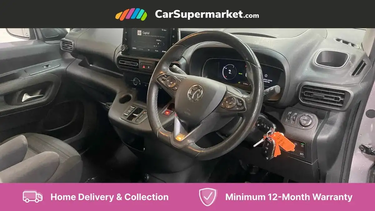 2022-vauxhall-combo-life-e-se-big-3