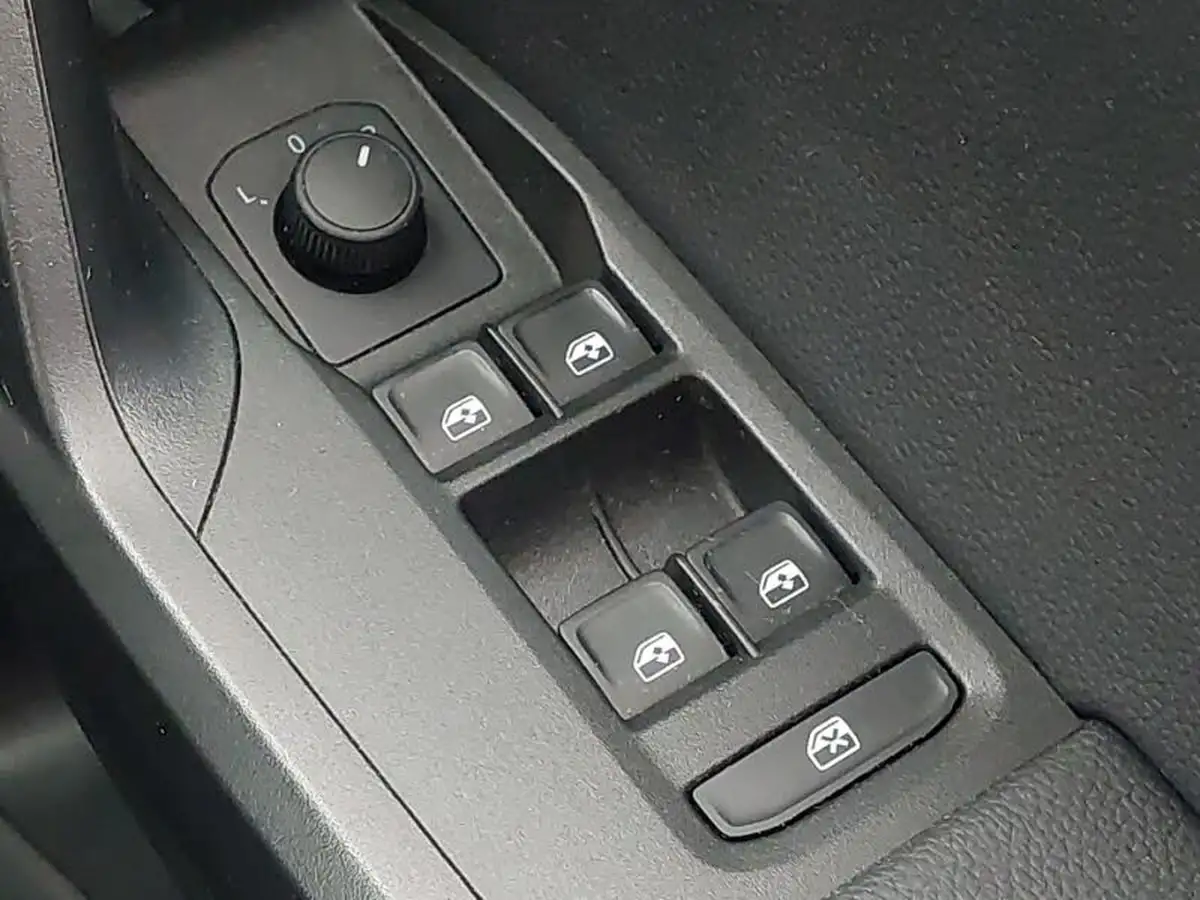 2023-seat-arona-10-tsi-fr-edition-big-18