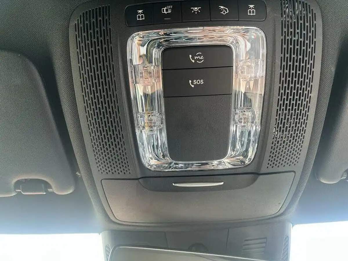 2020-mercedes-benz-a-class-20-a45-s-amg-big-17
