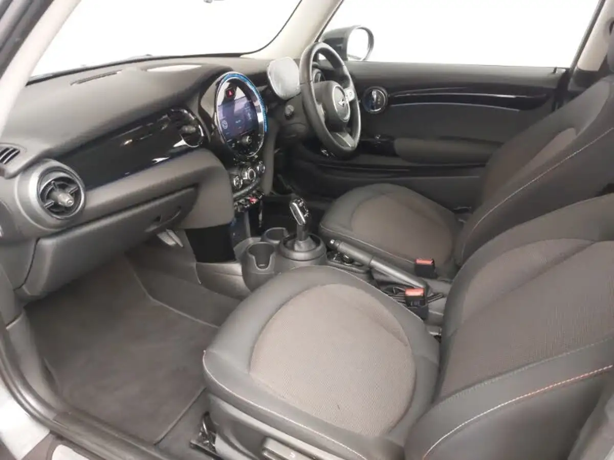2021-mini-cooper-15-cooper-classic-hatchback-3d-auto-big-6