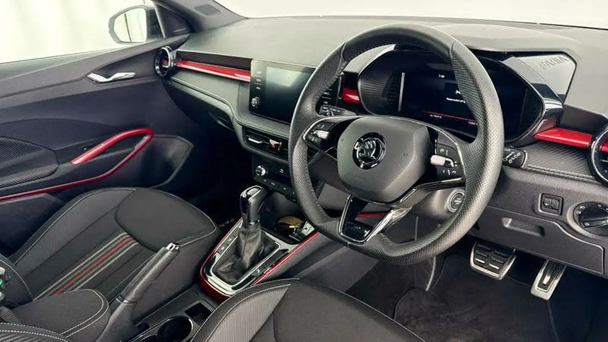 2023-skoda-fabia-15-tsi-monte-carlo-big-5