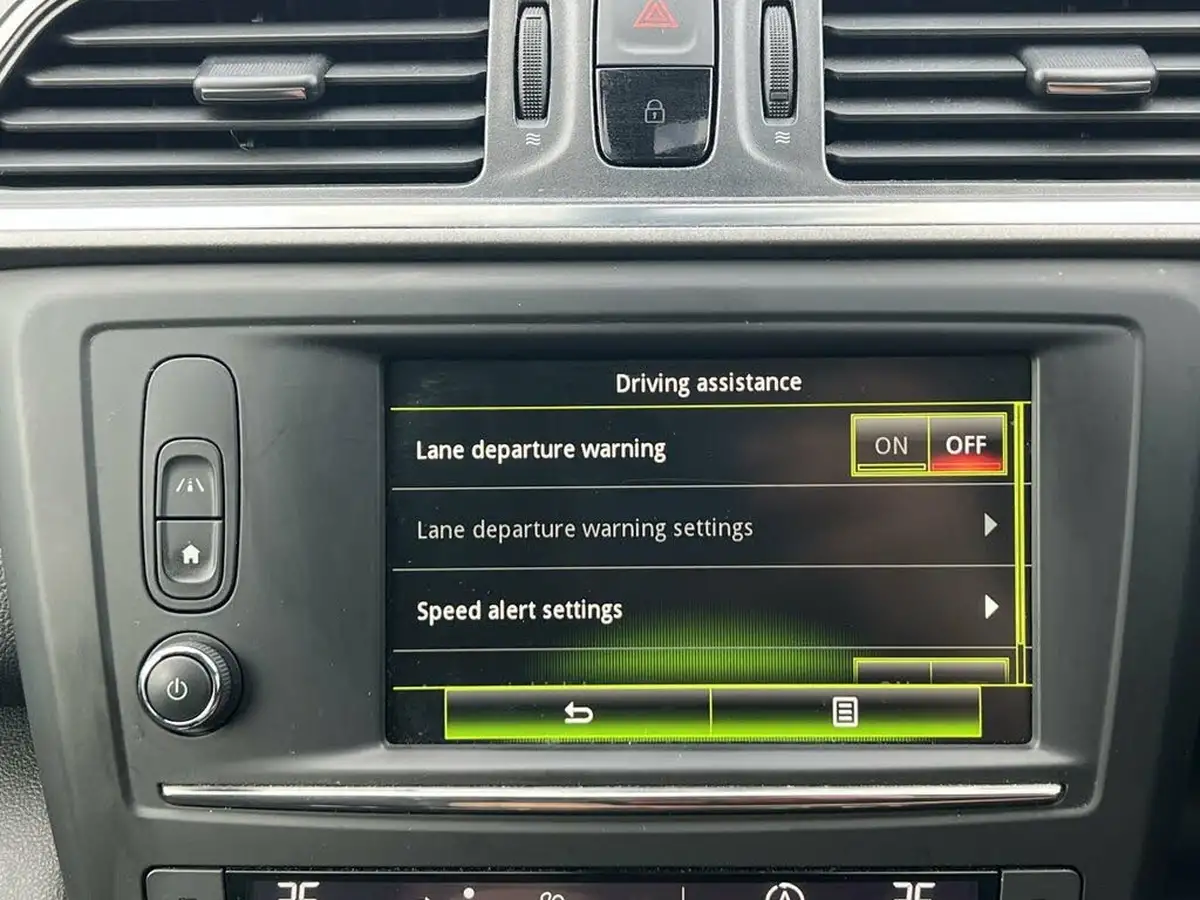 2016-renault-kadjar-15dci-dynamique-nav-energy-ss-big-48