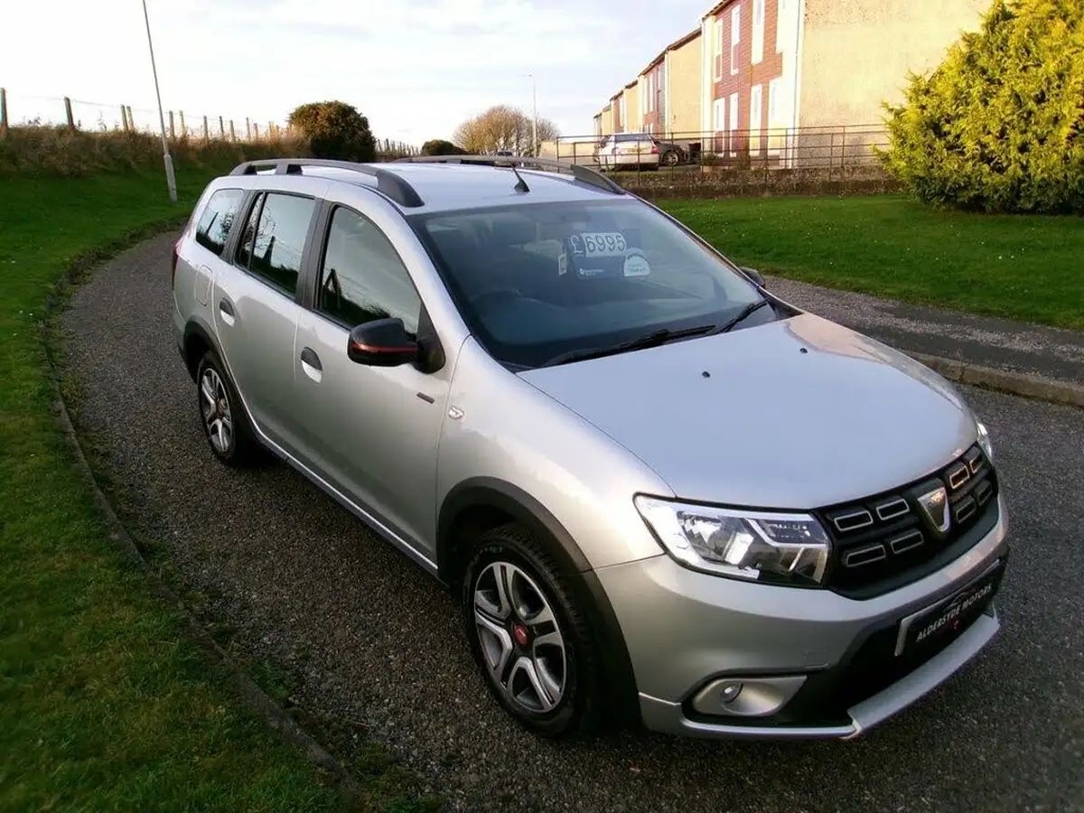 2019-dacia-logan-mcv-stepway-09-tce-techroad-big-2
