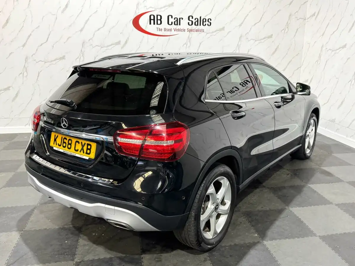 2019-mercedes-benz-gla-class-21d-gla-200d-sport-premium-plusss-big-8