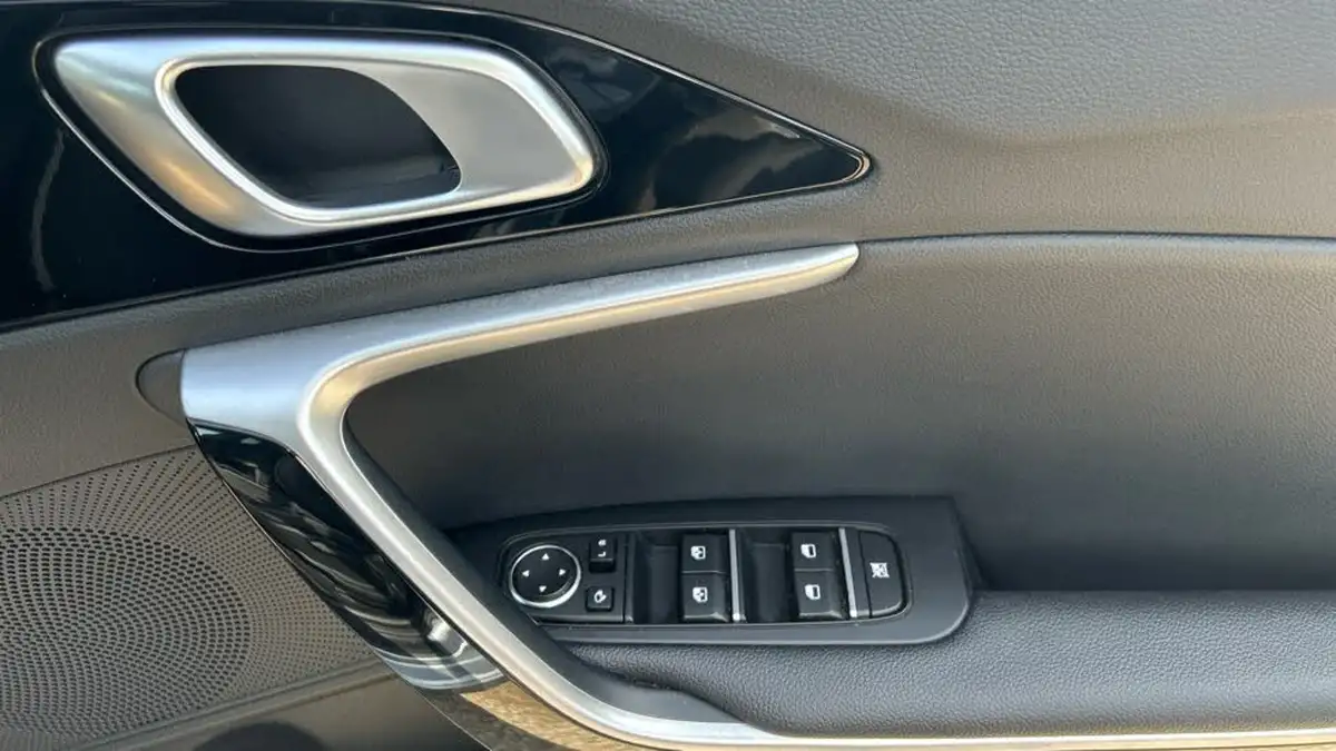 2022-kia-ceed-15-t-gdi-3-hatchback-big-21