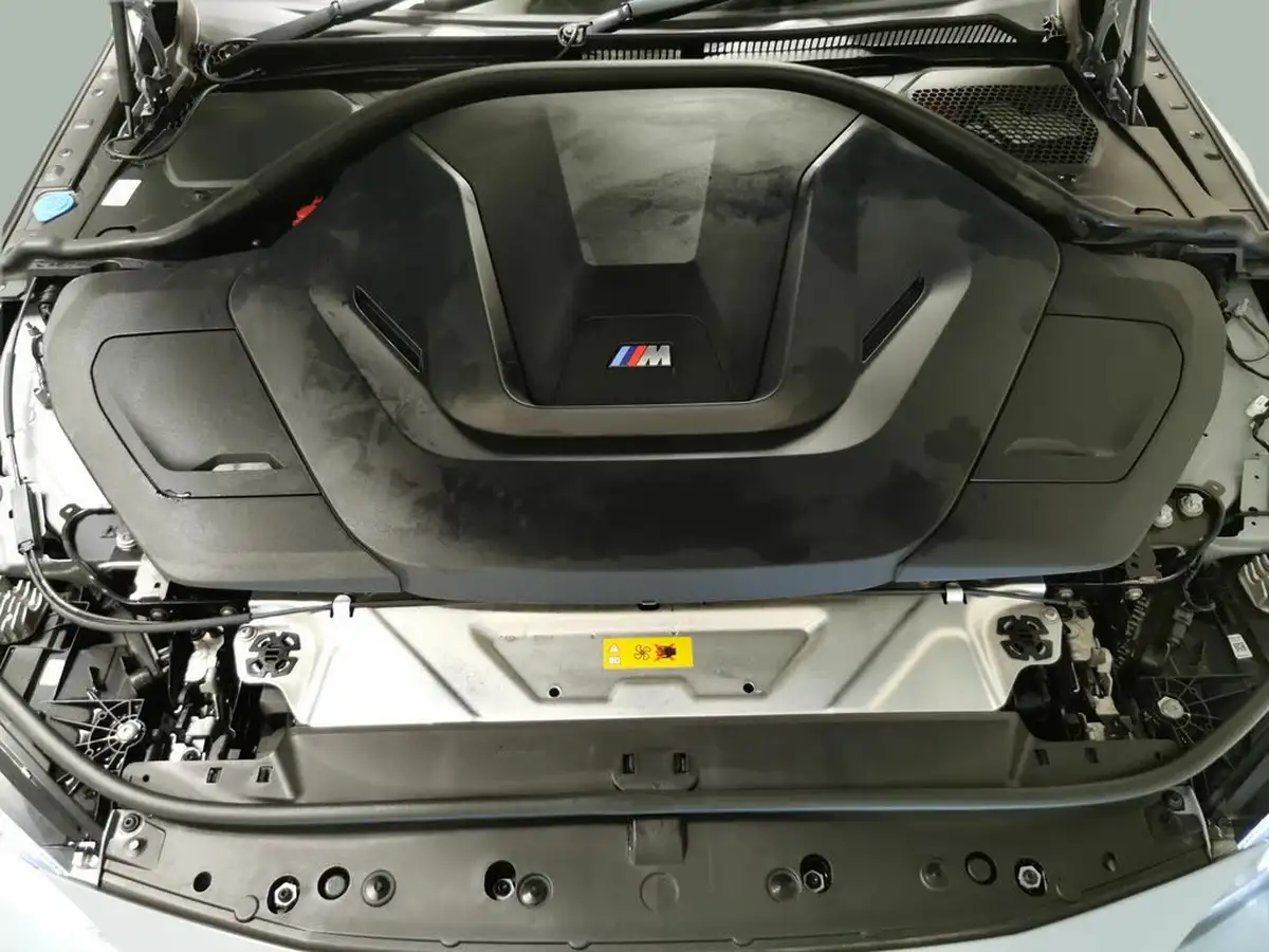 2023-bmw-i4-e-m50-big-42