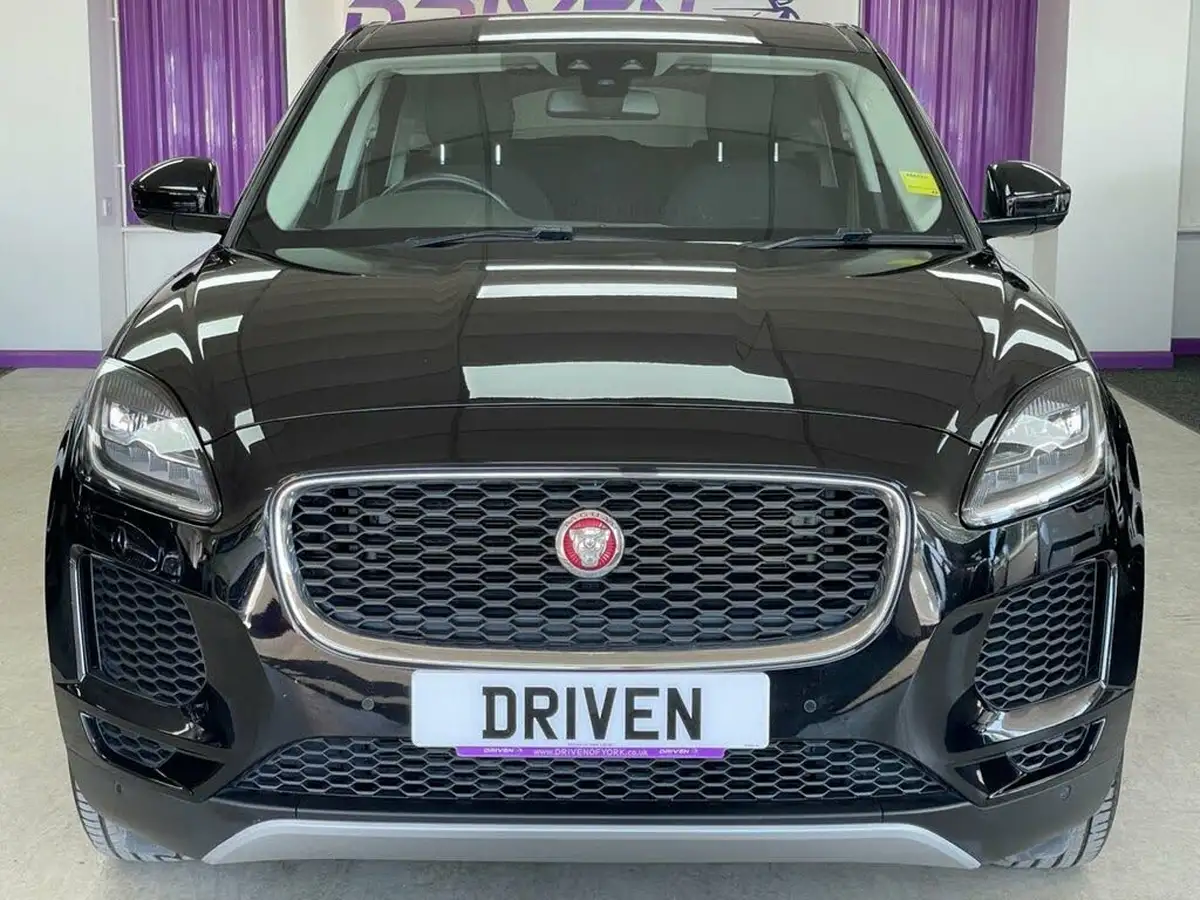 2019-jaguar-e-pace-20-i4d-150ps-big-6